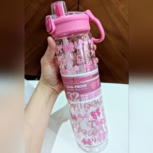 NWT Manna Tall 32 oz Glass Tumbler Pink Ribbon Bows Coquette